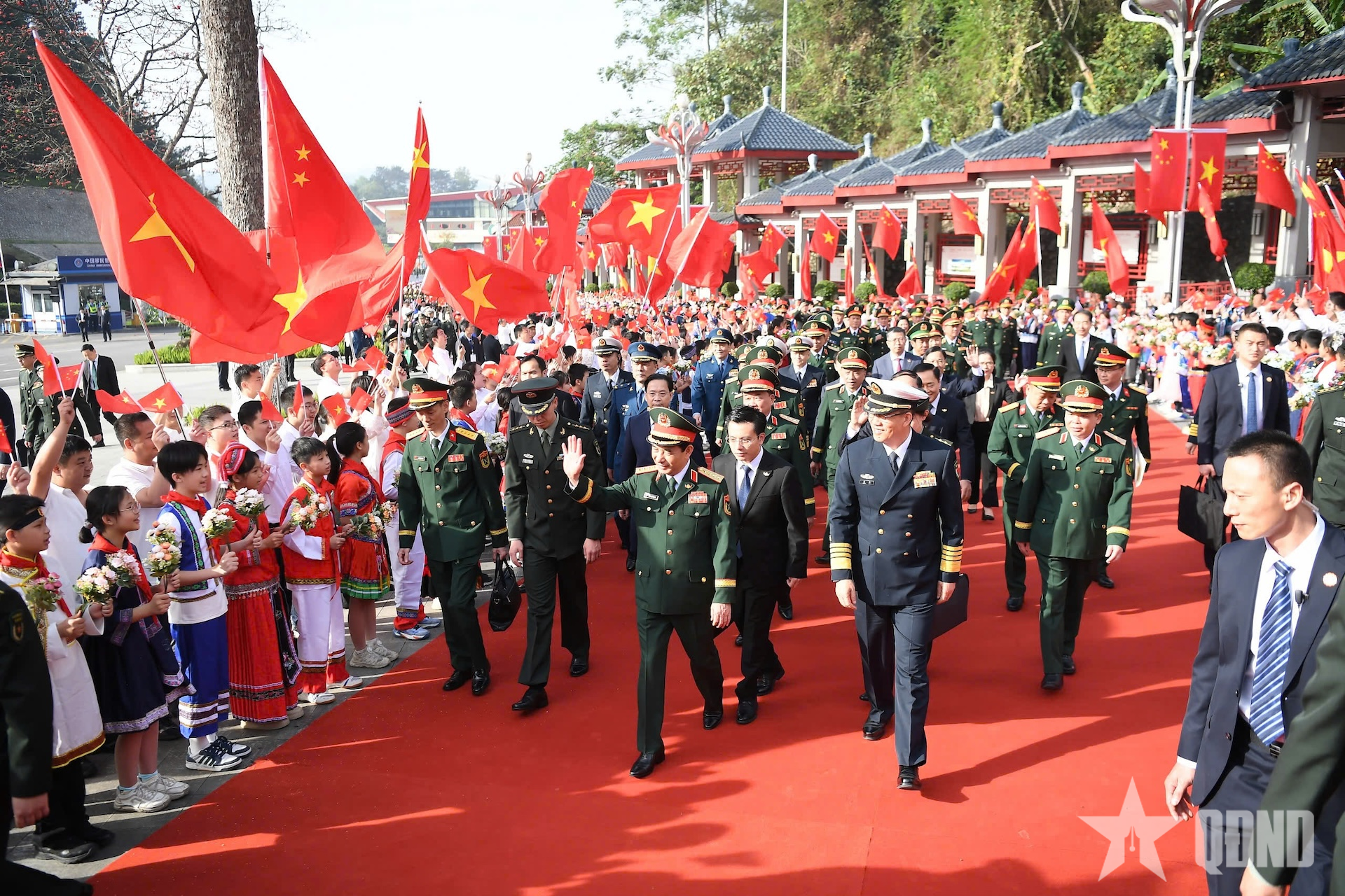 Các hoạt động giao lưu nổi bật của Đại tướng Phan Văn Giang tại Trung Quốc